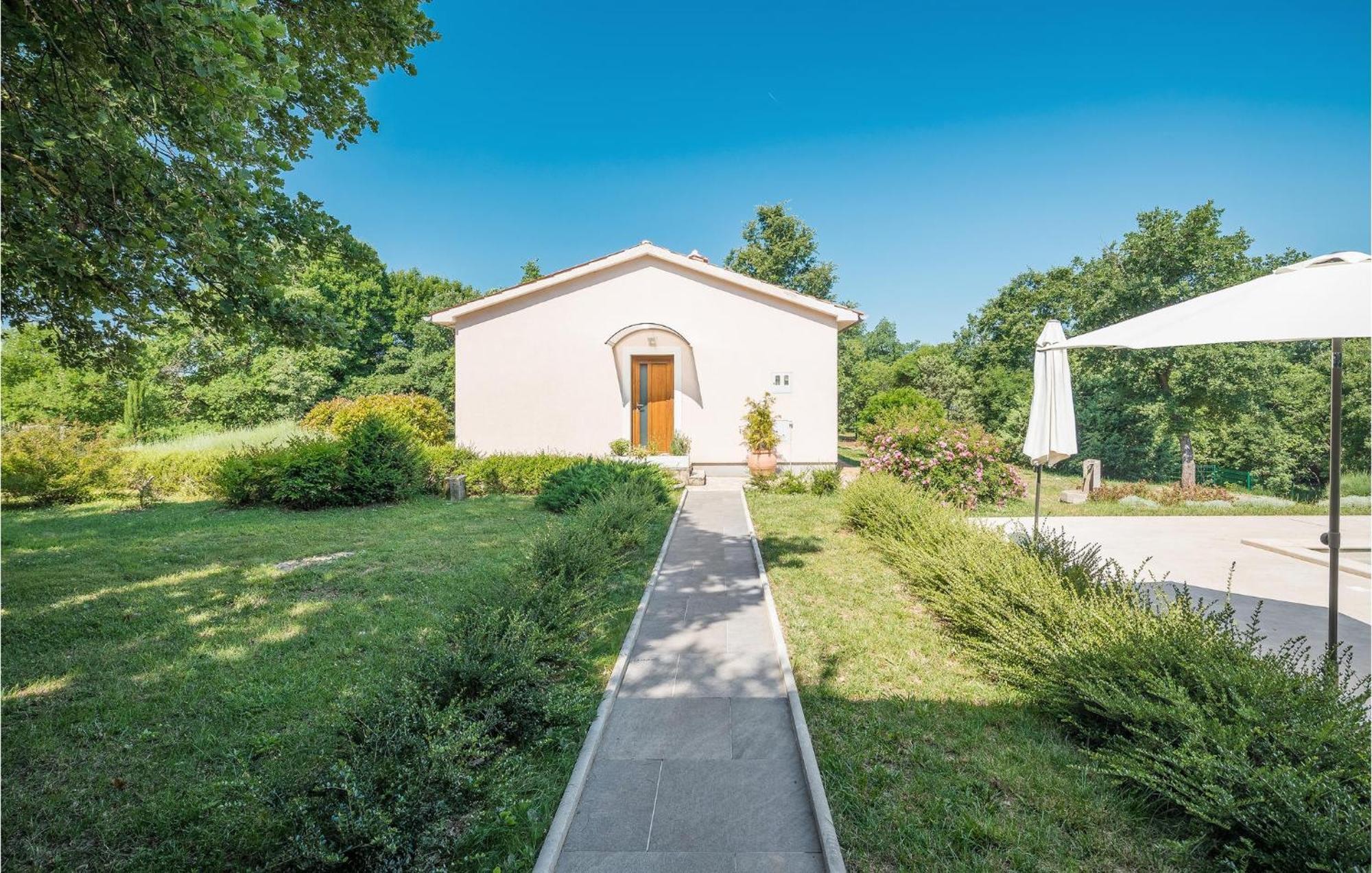 Beautiful Home In Bale With Kitchen Esterno foto